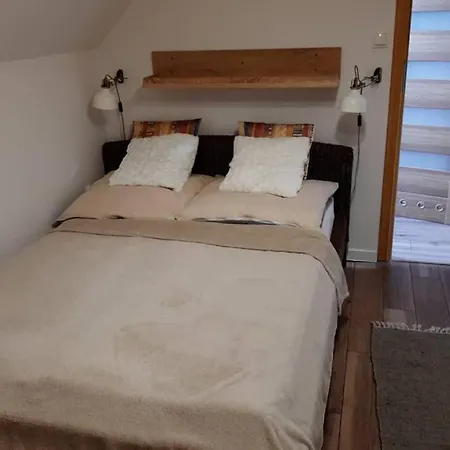 Casa vacanze Urokliwy Dom Caloroczny Nad Jeziorem *